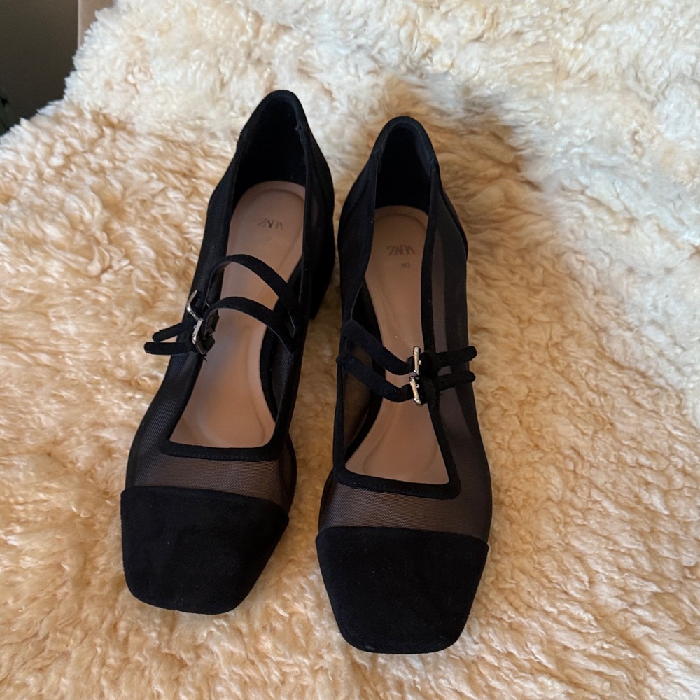 Zara Black Mary Jane heels